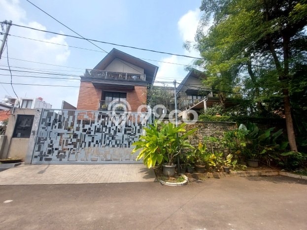 Dijual Rumah Luas Elegan Dengan View Cantik di Cipinang Melayu, Jakarta Timur Dijual Rumah Luas Elegan Dengan View Cantik di Cipinang Melayu, Jakarta Timur