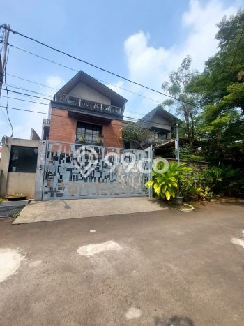 Dijual Rumah Luas Elegan Dengan View Cantik di Cipinang Melayu, Jakarta Timur Dijual Rumah Luas Elegan Dengan View Cantik di Cipinang Melayu, Jakarta Timur