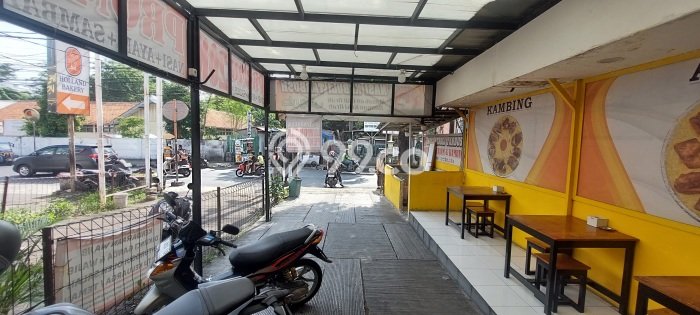 INVESTASI CERDAS! Ruko di Johar Baru, Luas 200m², Pusat Bisnis INVESTASI CERDAS! Ruko di Johar Baru, Luas 200m², Pusat Bisnis