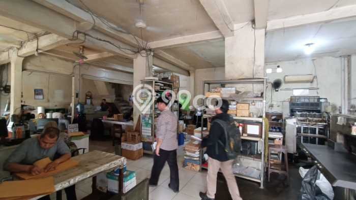 Ruko Dijual di Prime Area Depok Luas 170m2 Ruko Dijual di Prime Area Depok Luas 170m2