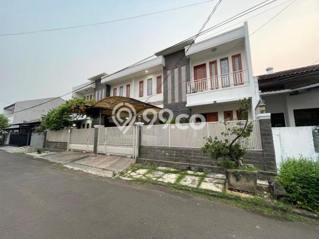 Rumah Luxury Modern Siap Huni di Bintaro Tangerang Selatan Rumah Luxury Modern Siap Huni di Bintaro Tangerang Selatan