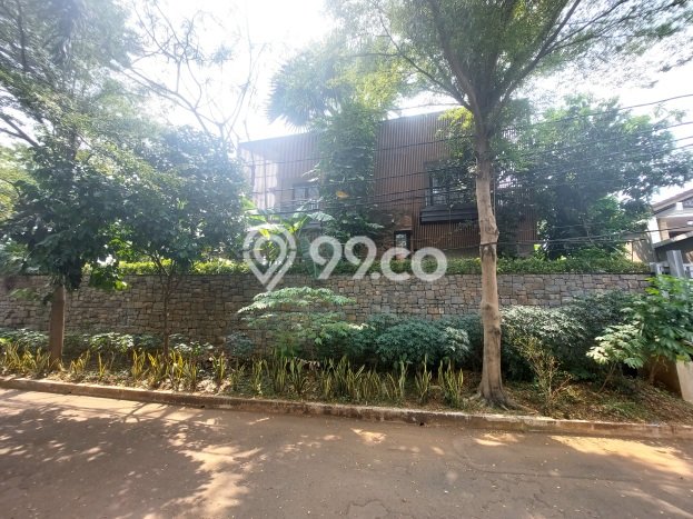 Dijual Rumah Luas Elegan Dengan View Cantik di Cipinang Melayu, Jakarta Timur Dijual Rumah Luas Elegan Dengan View Cantik di Cipinang Melayu, Jakarta Timur