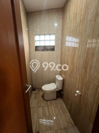 Unit Kantor Dijual di Jakarta Selatan LT 308m2 & LB 230m2 Unit Kantor Dijual di Jakarta Selatan LT 308m2 & LB 230m2