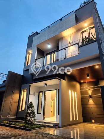 Dijual Hunian Rumah Terawat 3 KT di Pejaten Timur, Jakarta Selatan Dijual Hunian Rumah Terawat 3 KT di Pejaten Timur, Jakarta Selatan