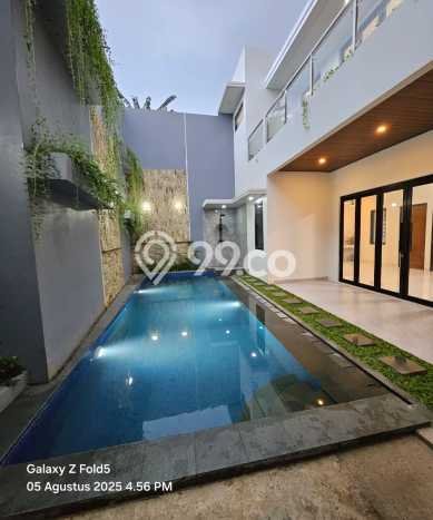 Jual Rumah Luas Megah Dengan View Cantik di Radio Dalam, Jakarta Selatan Jual Rumah Luas Megah Dengan View Cantik di Radio Dalam, Jakarta Selatan