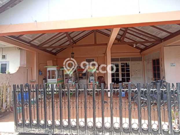 For Sale Rumah 4 Kamar Lokasi Ideal Bagus dan Strategis di Beji For Sale Rumah 4 Kamar Lokasi Ideal Bagus dan Strategis di Beji