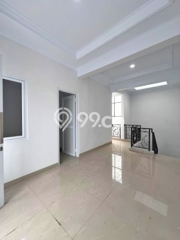 Siap Huni Rumah Mewah 4 Kamar di Jagakarsa Dekat ke Mana Saja Siap Huni Rumah Mewah 4 Kamar di Jagakarsa Dekat ke Mana Saja