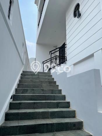 For Sale! Premium House LT 152m2 Desain Elegan di Tanjung Barat For Sale! Premium House LT 152m2 Desain Elegan di Tanjung Barat