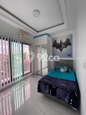 For Sale! Premium House LT 152m2 Desain Elegan di Tanjung Barat For Sale! Premium House LT 152m2 Desain Elegan di Tanjung Barat