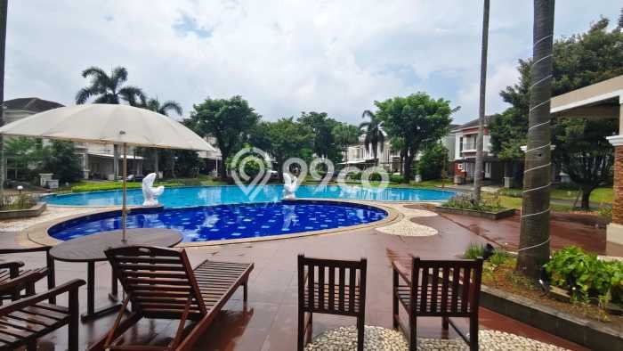 Dijual Rumah Mewah Elegan Dengan View Eksklusif di Gading Serpong, Tangerang Dijual Rumah Mewah Elegan Dengan View Eksklusif di Gading Serpong, Tangerang