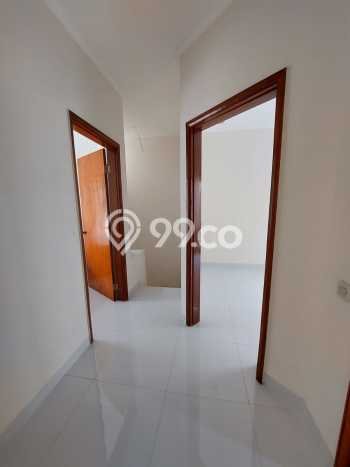 For Sale Hunian Rumah Nyaman 4 Kamar di Royal Serpong Village, Tangerang For Sale Hunian Rumah Nyaman 4 Kamar di Royal Serpong Village, Tangerang