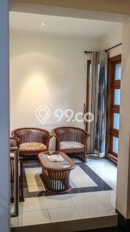 Rumah Elit Modern Tanpa Renovasi di BSD City Tangerang Rumah Elit Modern Tanpa Renovasi di BSD City Tangerang