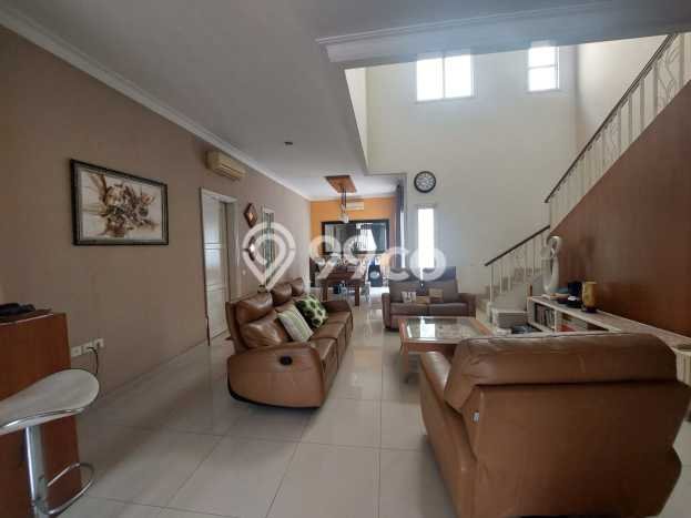 Ready to Use! Luxury House LT 182m2 Desain Elegan di Gading Serpong Ready to Use! Luxury House LT 182m2 Desain Elegan di Gading Serpong