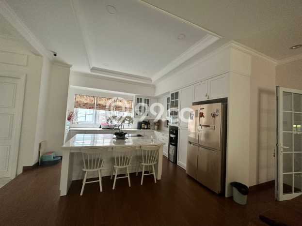 Rumah Elit Modern Tanpa Renovasi di Alam Sutera Tangerang Rumah Elit Modern Tanpa Renovasi di Alam Sutera Tangerang