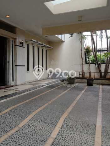 Rumah Eksklusif Siap Huni LT 300m2 di Gading Serpong, Tangerang Rumah Eksklusif Siap Huni LT 300m2 di Gading Serpong, Tangerang