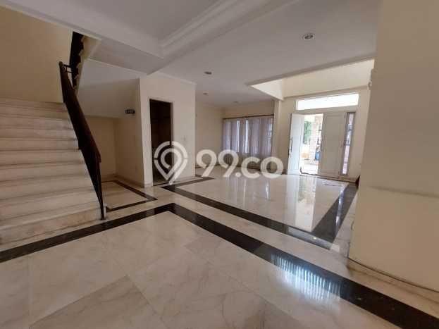 Rumah Eksklusif Siap Huni LT 300m2 di Gading Serpong, Tangerang Rumah Eksklusif Siap Huni LT 300m2 di Gading Serpong, Tangerang