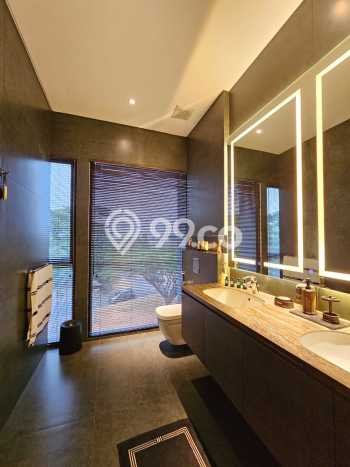 Rumah Elit Modern Siap Huni di Alam Sutera Tangerang Rumah Elit Modern Siap Huni di Alam Sutera Tangerang