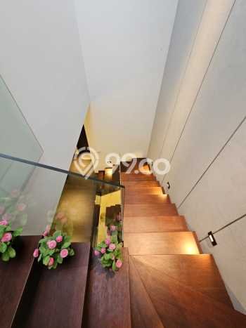 Rumah Elit Modern Siap Huni di Alam Sutera Tangerang Rumah Elit Modern Siap Huni di Alam Sutera Tangerang