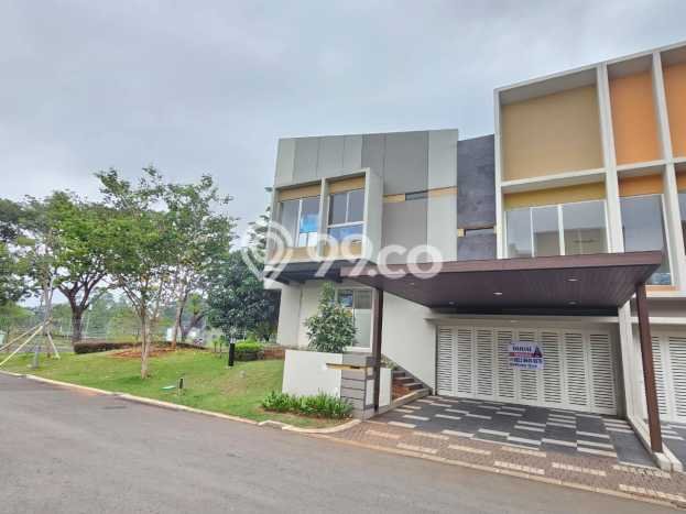 Rumah Mewah LB 269m2 Siap Huni Desain Elegan di Gading Serpong, Tangerang Rumah Mewah LB 269m2 Siap Huni Desain Elegan di Gading Serpong, Tangerang