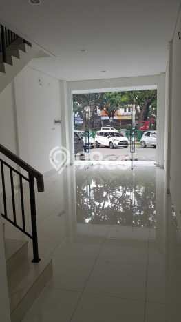 Unit Ruko Dijual di Tangerang LT 48m2 & LB 143m2 Unit Ruko Dijual di Tangerang LT 48m2 & LB 143m2