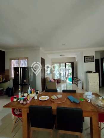 For Sale! Luxury House LT 320m2 Desain Elegan di BSD The Green For Sale! Luxury House LT 320m2 Desain Elegan di BSD The Green