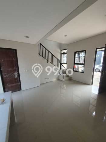 Jual Rumah Eksklusif 2 KT di Banjar Wijaya, Tangerang Jual Rumah Eksklusif 2 KT di Banjar Wijaya, Tangerang