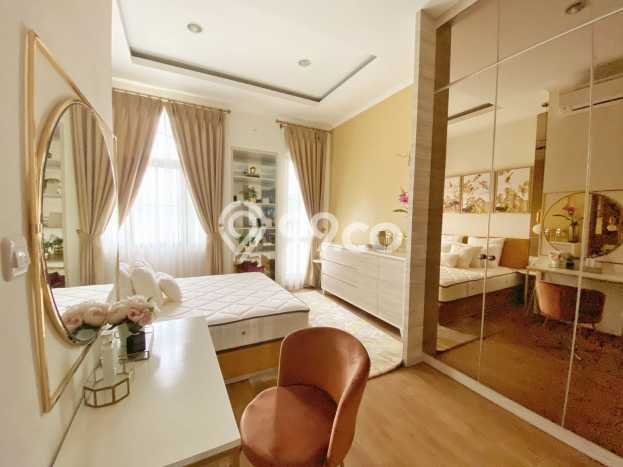 Ready to Use! Luxury House LT 102m2 Desain Elegan di Alam Sutera Ready to Use! Luxury House LT 102m2 Desain Elegan di Alam Sutera