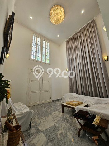 Jual Rumah Mewah Elegan Dengan View Eksklusif di Condet, Jakarta Timur Jual Rumah Mewah Elegan Dengan View Eksklusif di Condet, Jakarta Timur