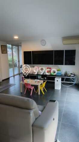 Jual Rumah Luas Megah Dengan View Eksklusif di Gading Serpong, Tangerang Jual Rumah Luas Megah Dengan View Eksklusif di Gading Serpong, Tangerang