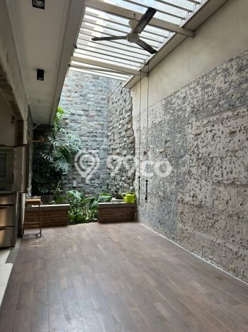 Rumah Mewah Siap Huni LT 330m2 di Alam Sutera, Tangerang Rumah Mewah Siap Huni LT 330m2 di Alam Sutera, Tangerang