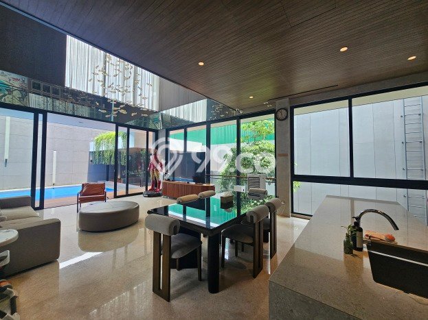 For Sale Rumah Elit Exclusive di BSD, Tangerang Selatan For Sale Rumah Elit Exclusive di BSD, Tangerang Selatan