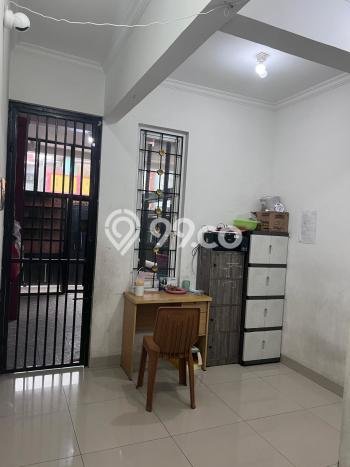 Jual Rumah Luas Megah Dengan View Eksklusif di Banjar Wijaya, Tangerang Jual Rumah Luas Megah Dengan View Eksklusif di Banjar Wijaya, Tangerang