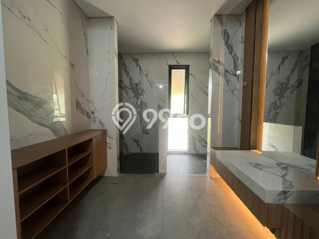 Rumah Luxury Modern Tanpa Renovasi di Cinere Jakarta Selatan Rumah Luxury Modern Tanpa Renovasi di Cinere Jakarta Selatan