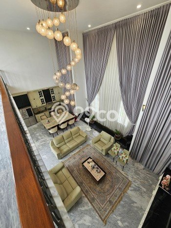 Jual Rumah Mewah Elegan Dengan View Eksklusif di Condet, Jakarta Timur Jual Rumah Mewah Elegan Dengan View Eksklusif di Condet, Jakarta Timur