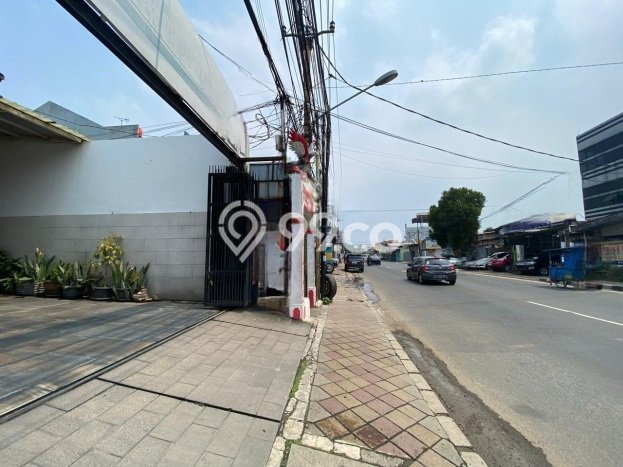 Area Ramai! Komersial Dijual di Karawaci untuk Bisnis Luas Bangunan 300m2 Area Ramai! Komersial Dijual di Karawaci untuk Bisnis Luas Bangunan 300m2