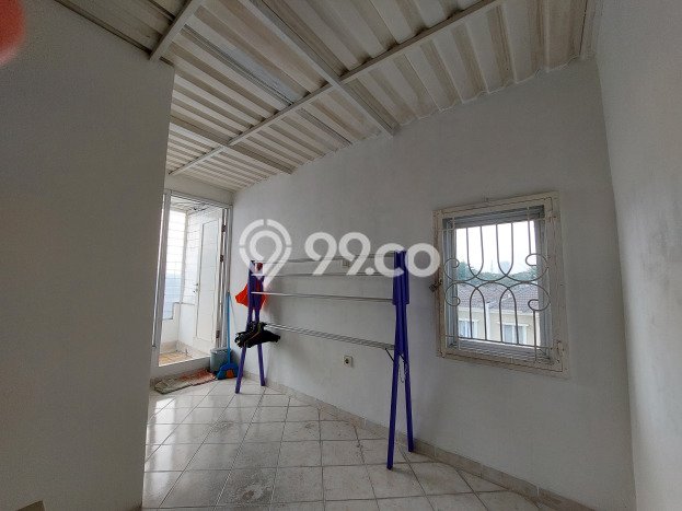 Rumah Modern 2 KT di Gading Serpong Tangerang Rumah Modern 2 KT di Gading Serpong Tangerang