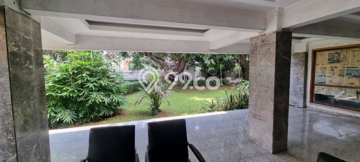 Rumah Eksklusif Dijual LT 1402m2 di Jatinegara, Jakarta Timur Rumah Eksklusif Dijual LT 1402m2 di Jatinegara, Jakarta Timur