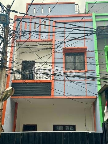 Ruko Bagus Dijual LB 228m2 Lokasi Strategis Jakarta Barat Area Cocok untuk Bisnis Ruko Bagus Dijual LB 228m2 Lokasi Strategis Jakarta Barat Area Cocok untuk Bisnis
