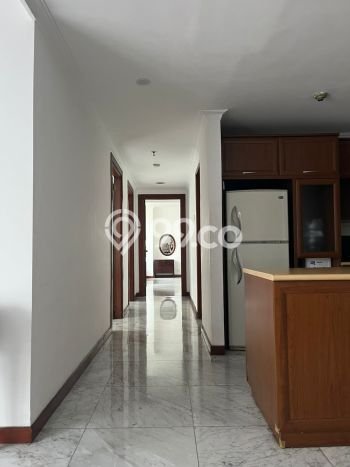 Sewa Apartemen Minimalis 117m2 Punya 3 KT, 2 KM, Lokasi di Kebayoran Lama Sewa Apartemen Minimalis 117m2 Punya 3 KT, 2 KM, Lokasi di Kebayoran Lama