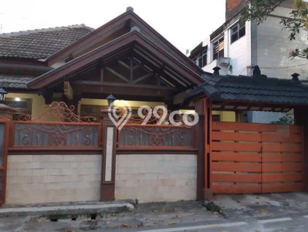 Hunian Mewah Dijual LT 374m2 di Menteng, Jakarta Pusat Hunian Mewah Dijual LT 374m2 di Menteng, Jakarta Pusat