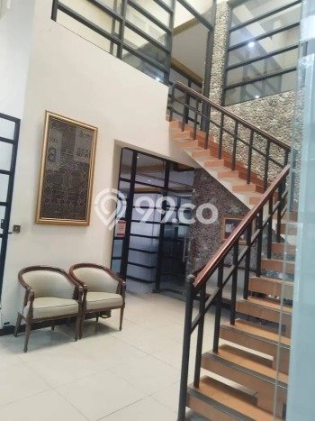 Unit Kantor Dijual di Jagakarsa Jakarta Selatan Luas Tanah 1100m2, Luas Bangunan 1126m2 Unit Kantor Dijual di Jagakarsa Jakarta Selatan Luas Tanah 1100m2, Luas Bangunan 1126m2
