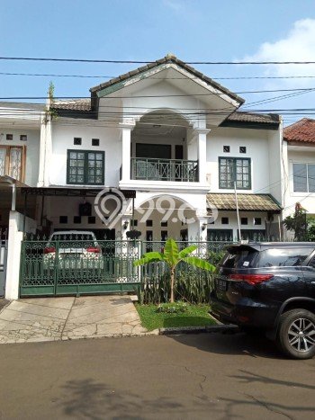 Rumah Elit Modern Tanpa Renovasi di Bintaro Jakarta Selatan Rumah Elit Modern Tanpa Renovasi di Bintaro Jakarta Selatan