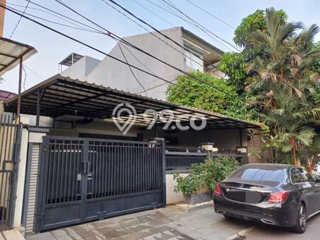 Jual Cepat Rumah Terawat di Kawasan Pulomas, Jakarta Timur Jual Cepat Rumah Terawat di Kawasan Pulomas, Jakarta Timur