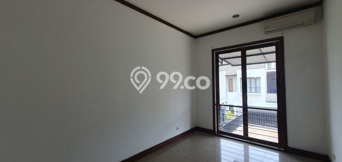 LOKASI STRATEGIS! Rumah kawasan Kayu Putih, Akses ke Tol, 4 KT, LT 159m² LB 205m² LOKASI STRATEGIS! Rumah kawasan Kayu Putih, Akses ke Tol, 4 KT, LT 159m² LB 205m²