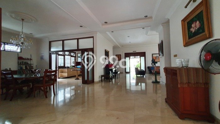 Rumah di Pondok Bambu, Jakarta Timur, LT 570m² Bangunan 507m² Rumah di Pondok Bambu, Jakarta Timur, LT 570m² Bangunan 507m²
