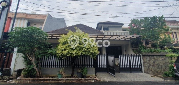 Rumah Disewakan Jakarta Timur LT 197m2 LB 197m2 Kawasan Pulo Asem Rumah Disewakan Jakarta Timur LT 197m2 LB 197m2 Kawasan Pulo Asem
