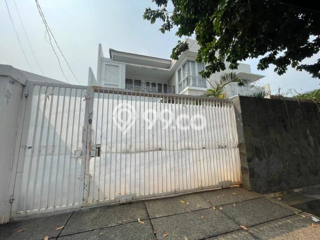 Dijual Rumah Premium dengan Fasilitas Sekitar Lengkap di Pulo Gadung, Jakarta Timur Dijual Rumah Premium dengan Fasilitas Sekitar Lengkap di Pulo Gadung, Jakarta Timur