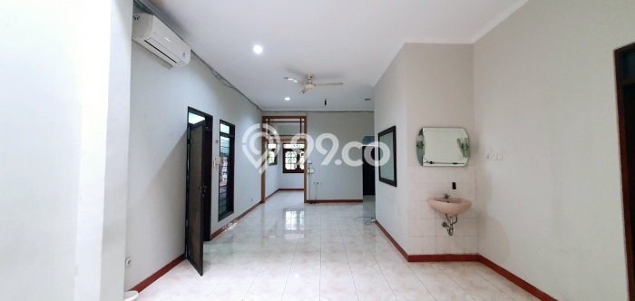 Rumah Disewakan Jakarta Timur LT 197m2 LB 197m2 Kawasan Pulo Asem Rumah Disewakan Jakarta Timur LT 197m2 LB 197m2 Kawasan Pulo Asem