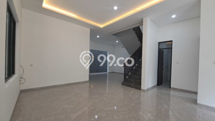 Rumah Mewah Siap Huni LT 190m2 di Serpong Utara, Tangerang Selatan Rumah Mewah Siap Huni LT 190m2 di Serpong Utara, Tangerang Selatan