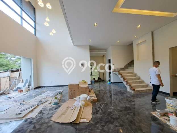 HOT DEAL! Jual Rumah Premium di BSD Eminent, Tangerang, LT 245m² Luas Bangunan 320m² HOT DEAL! Jual Rumah Premium di BSD Eminent, Tangerang, LT 245m² Luas Bangunan 320m²